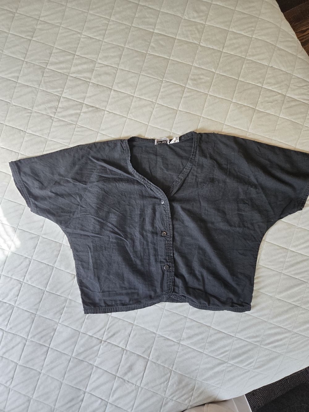 Women’s Black Button-Front Retro Crop